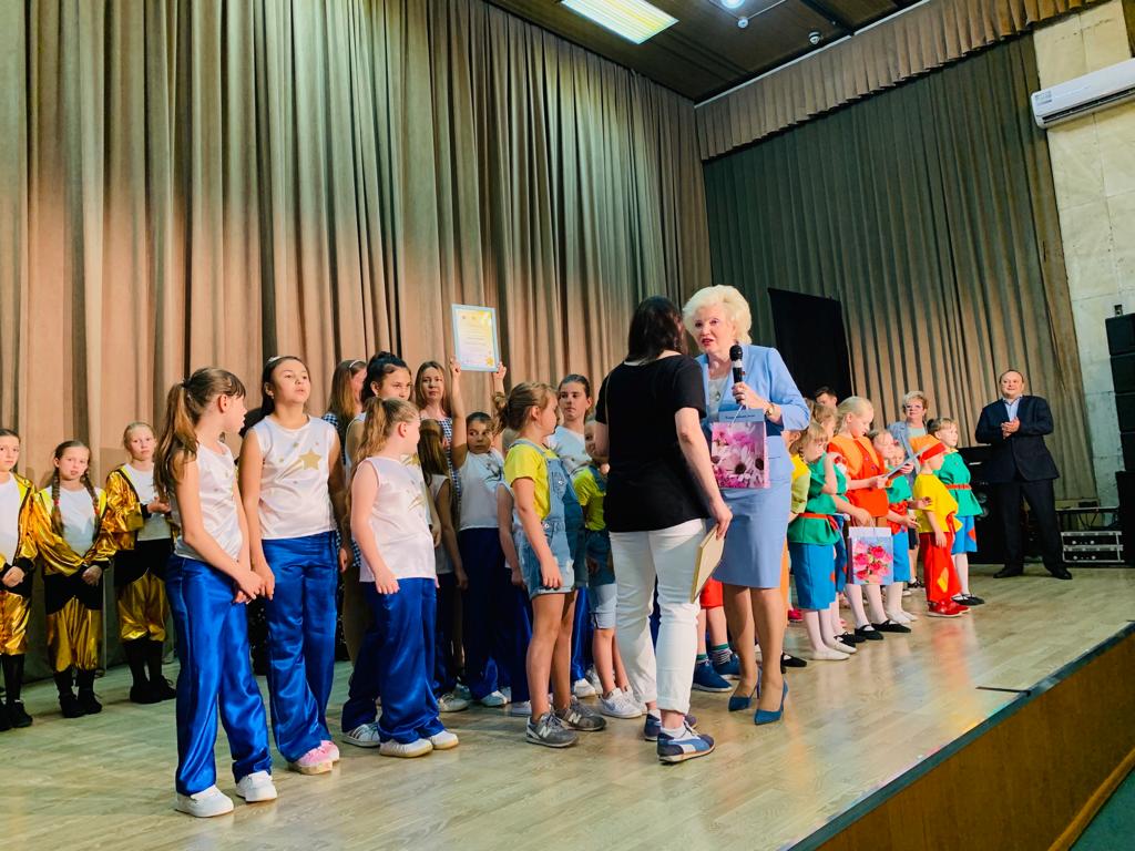 Концерт в ДК "Меридиан" к Международному Дню защиты детей