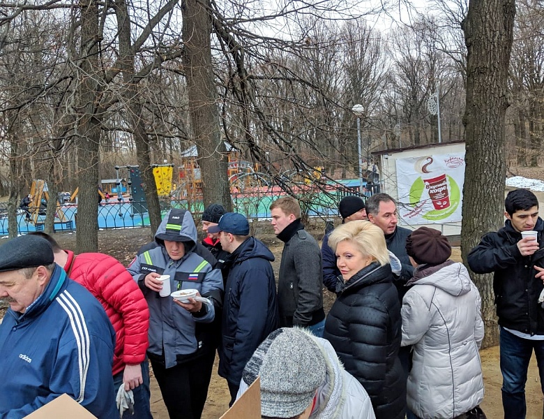 Московский субботник в Воронцовском парке