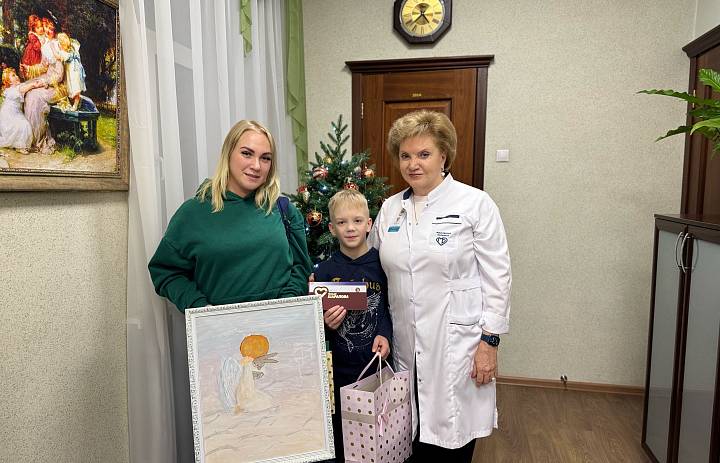 Исполнила мечту 10-летнего Михаила в рамках всероссийской акции "Елка желаний"